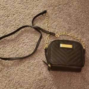 Small crossbody with gold detail